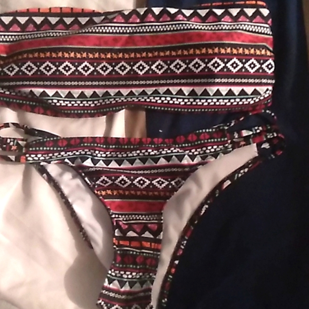 Bathing suit